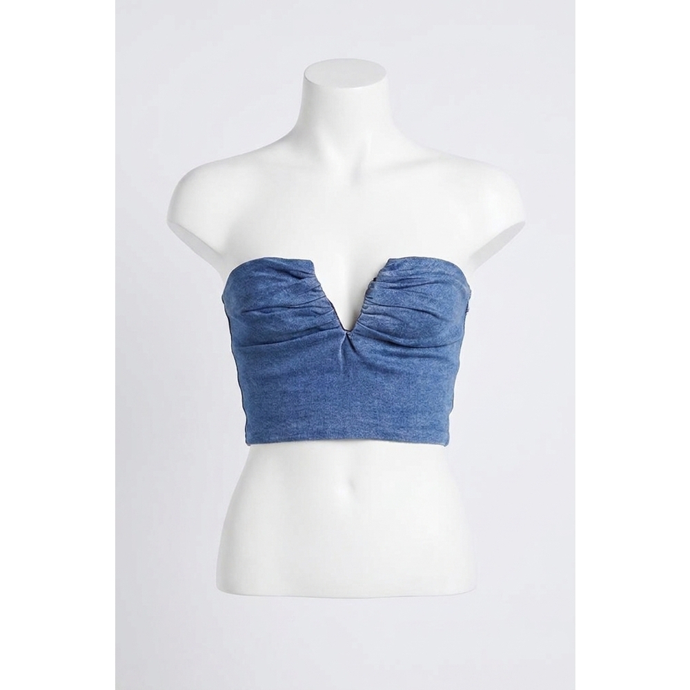 NEW LINE AND DOT joey denim top with ruched front detail in blue